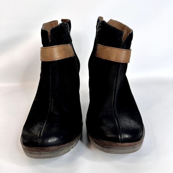 Paul Green Karla Booties US 6 UK 3.5 Black Nubuck Leather Ankle Strap Chunky Lug - Picture 2 of 10